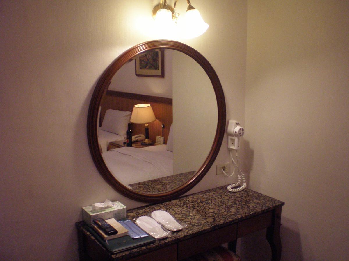 Emperor Hotel Cao Hùng Ngoại thất bức ảnh