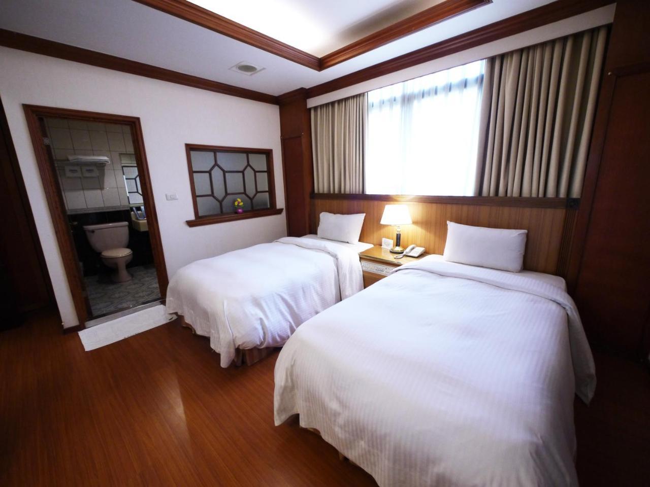 Emperor Hotel Cao Hùng Ngoại thất bức ảnh