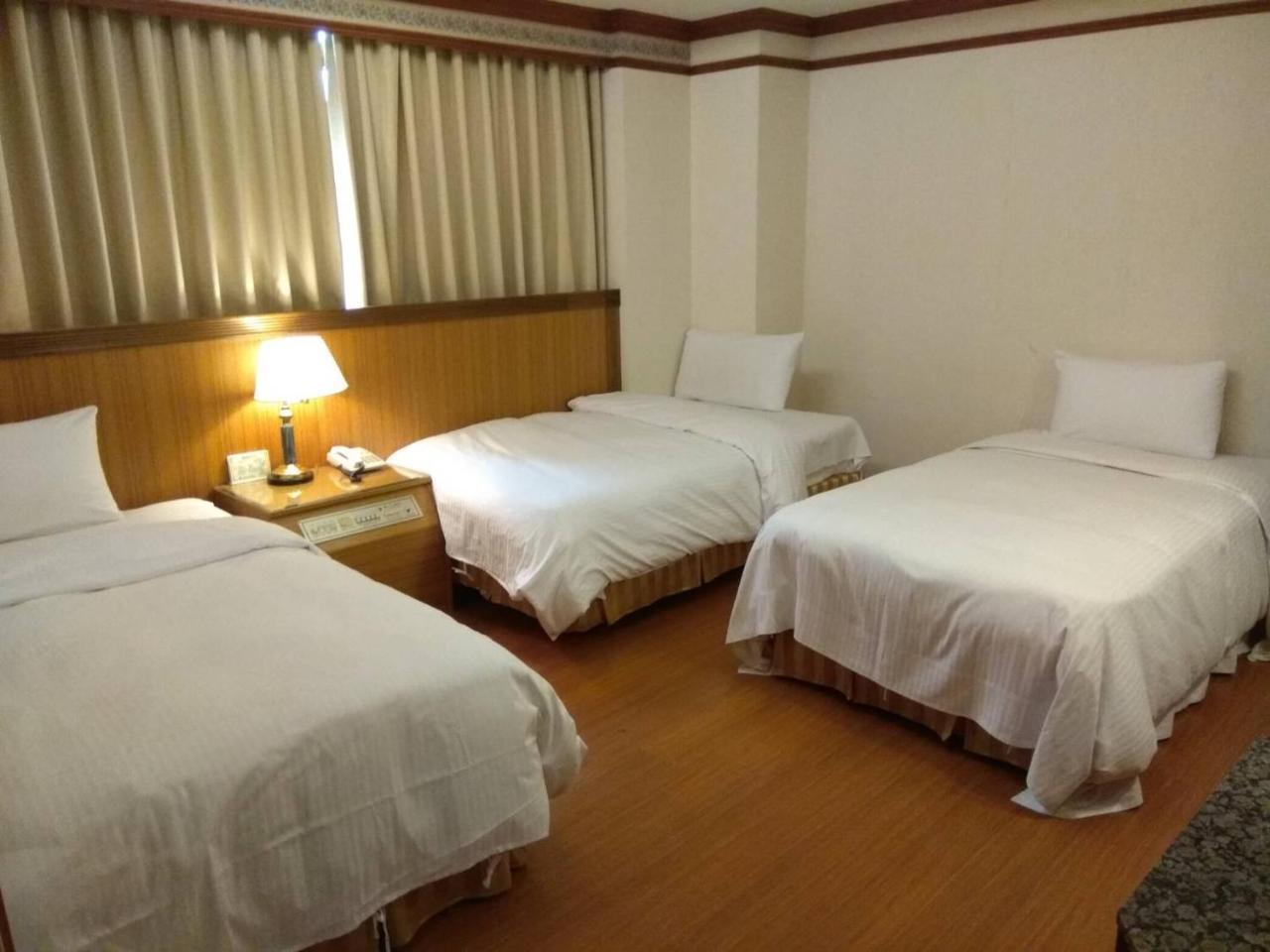Emperor Hotel Cao Hùng Ngoại thất bức ảnh
