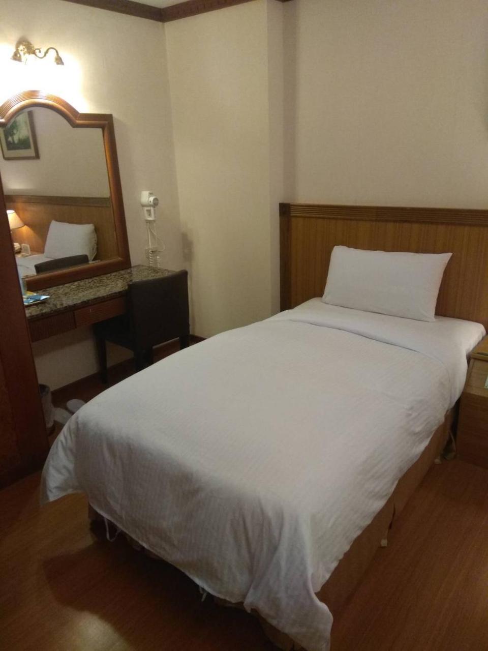 Emperor Hotel Cao Hùng Ngoại thất bức ảnh